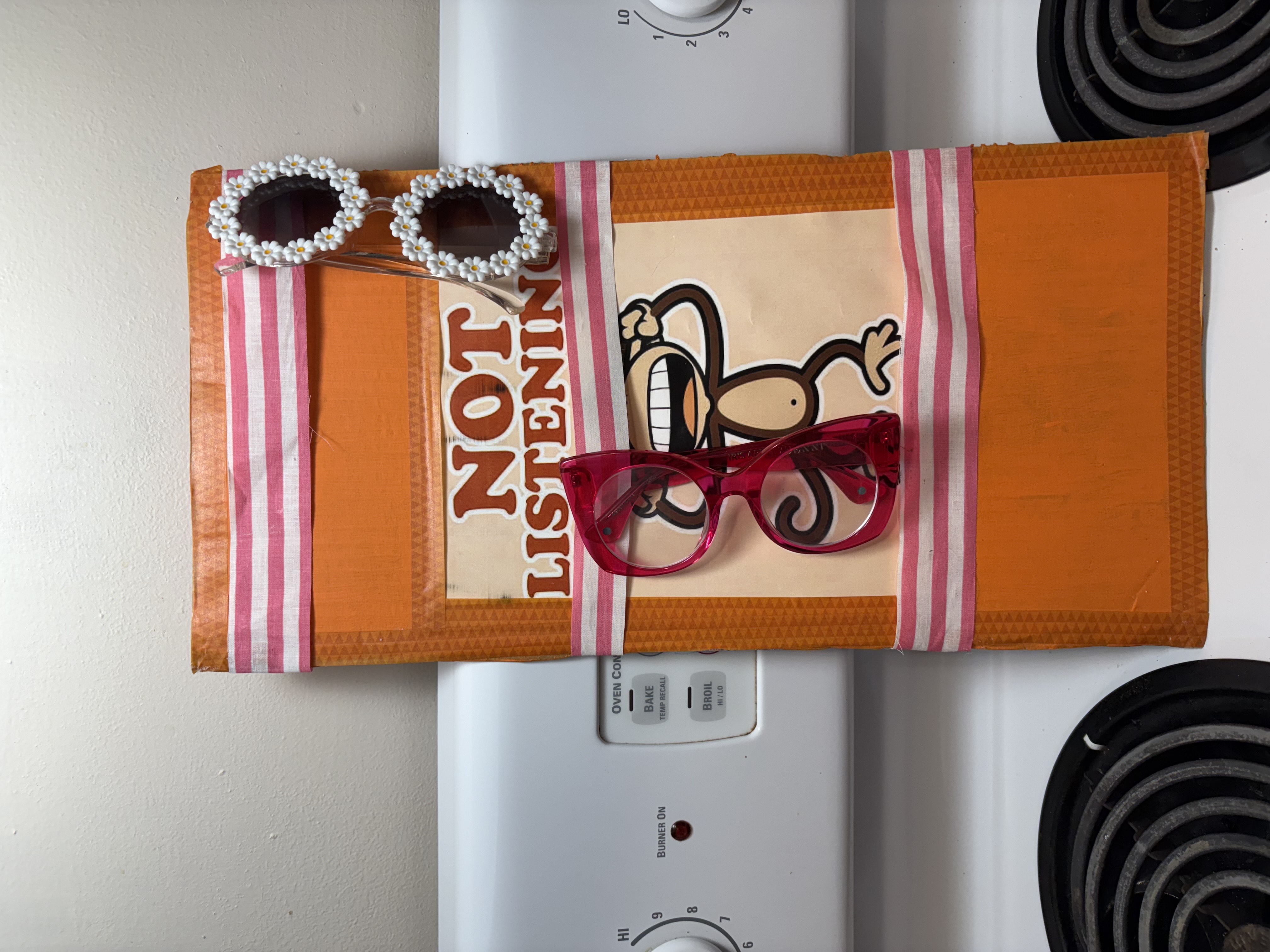 glasses holder